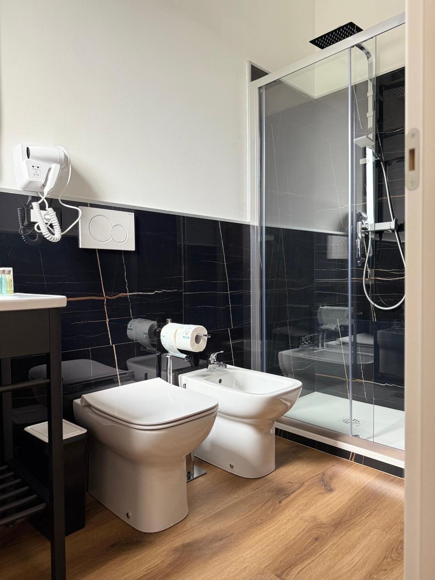 Infinity House - Eleganza Moderna Tra Treviso E Venezia Hotel Casièr Kamer foto
