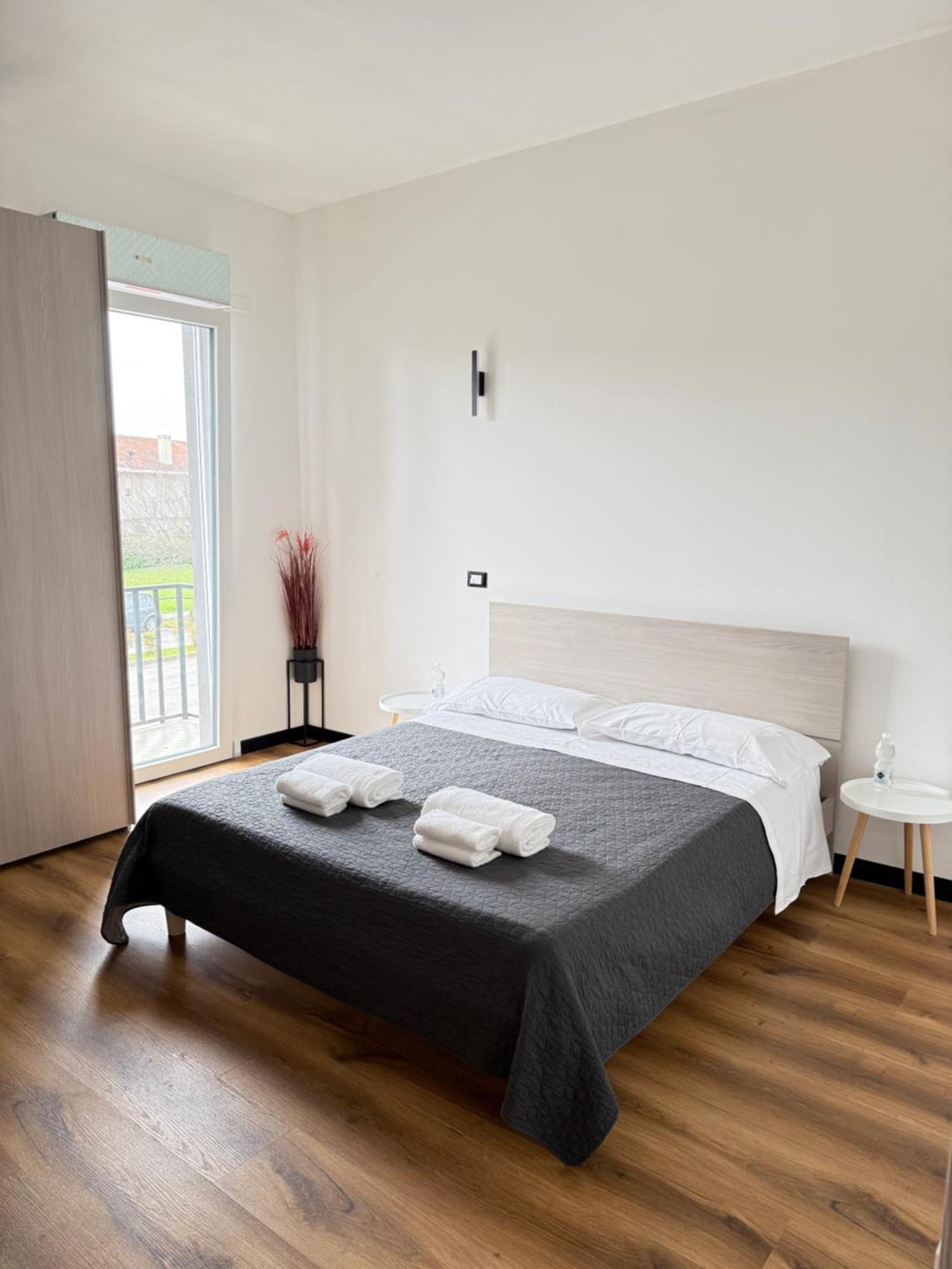 Infinity House - Eleganza Moderna Tra Treviso E Venezia Hotel Casièr Buitenkant foto